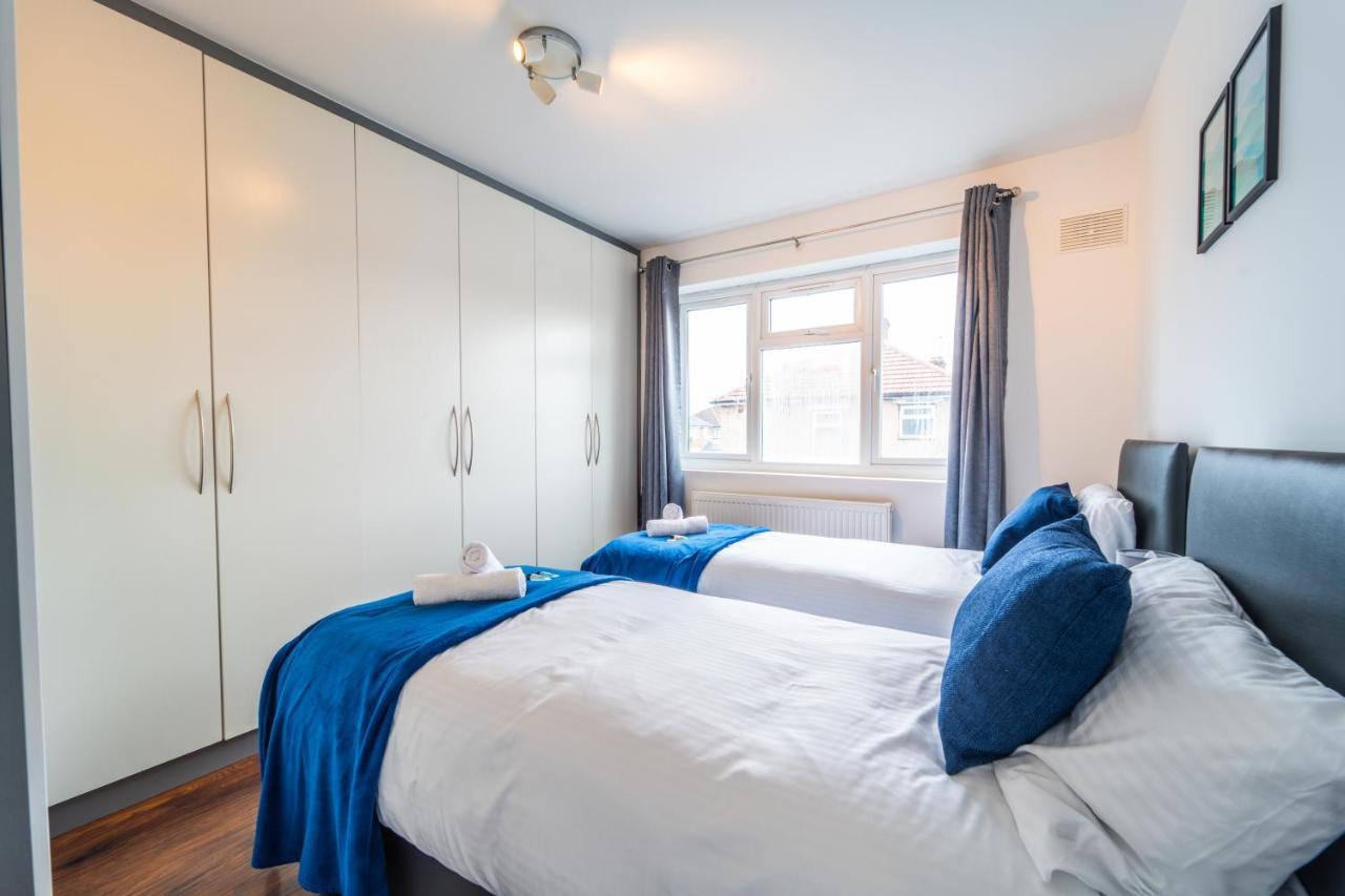 Modern Spacious 4 Bed Hayes Home With Free Parking Exteriér fotografie