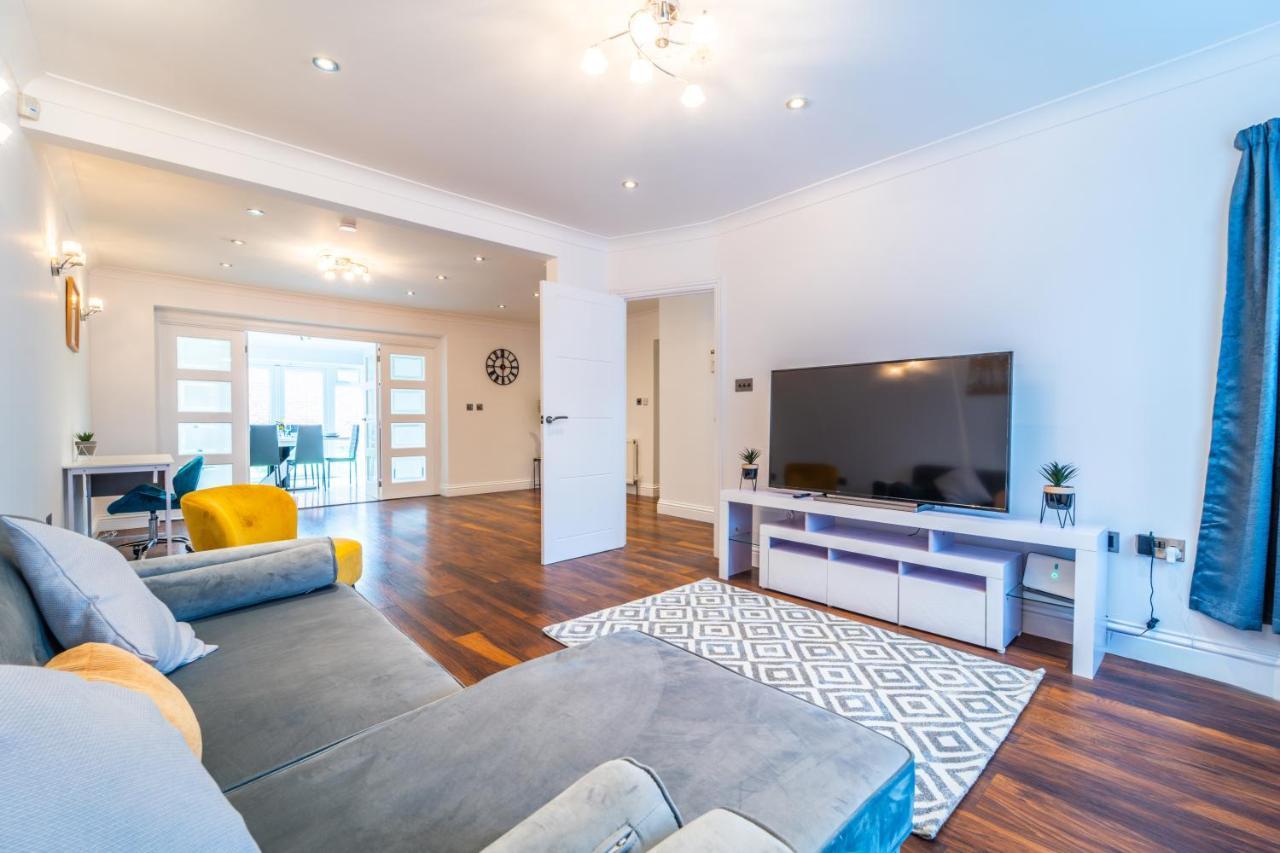 Modern Spacious 4 Bed Hayes Home With Free Parking Exteriér fotografie