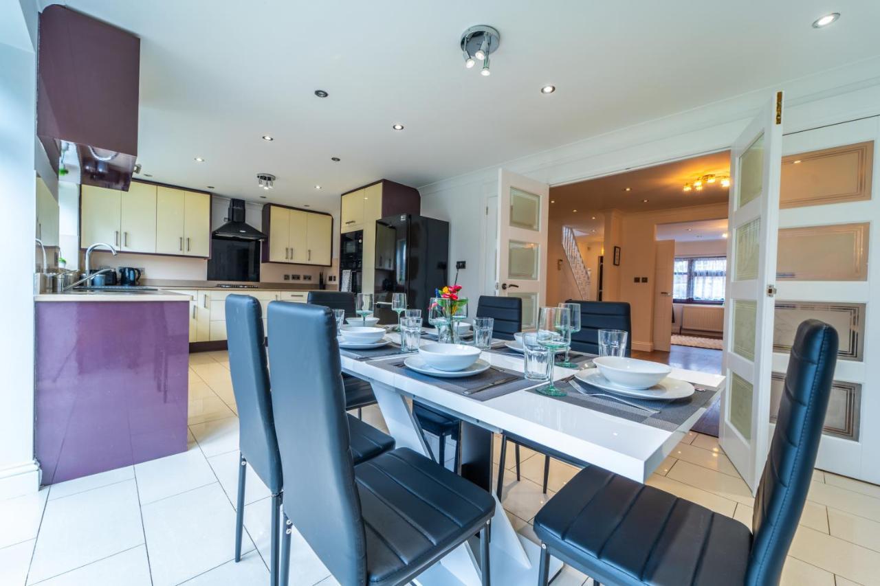 Modern Spacious 4 Bed Hayes Home With Free Parking Exteriér fotografie